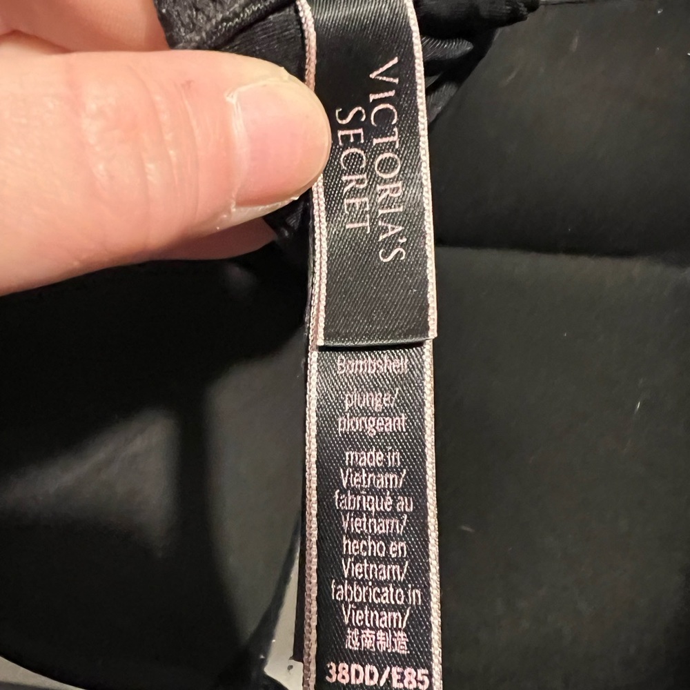 Victoria's Secret & Pink Bra Bundle - Picture 5 of 10